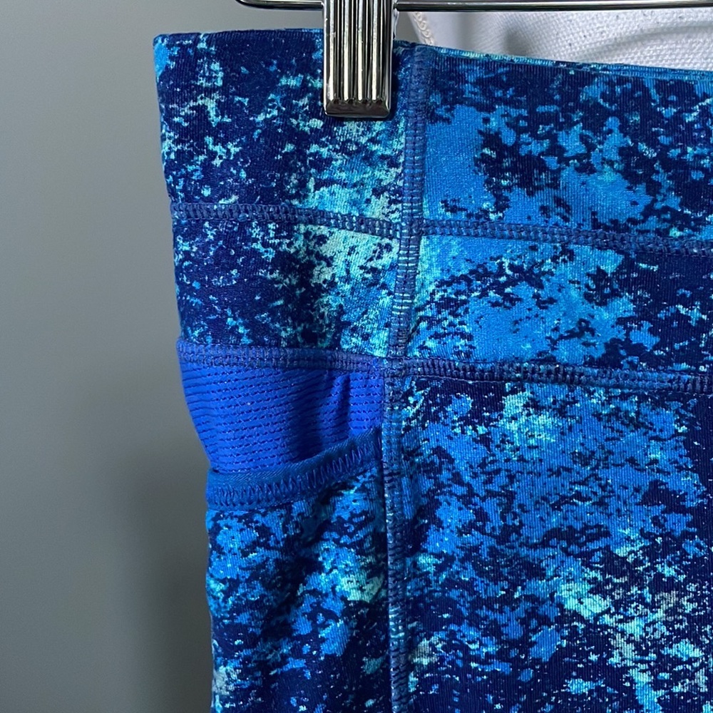 ATHLETA SPLATTER BE FREE KNICKER YOGA PANTS WITH POCKETS - Picture 2 of 13